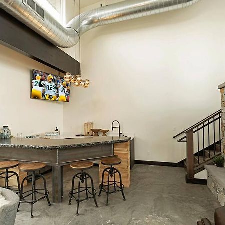 Brand New Upscale Home- Best Location! Whitefish Extérieur photo