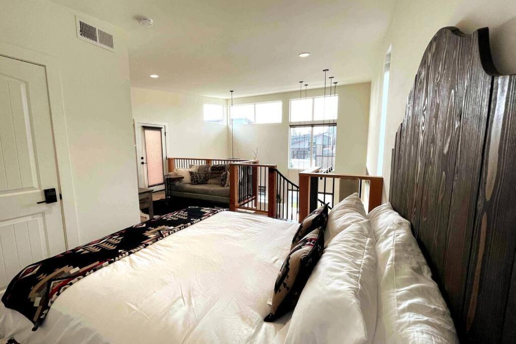 Brand New Upscale Home- Best Location! Whitefish Extérieur photo