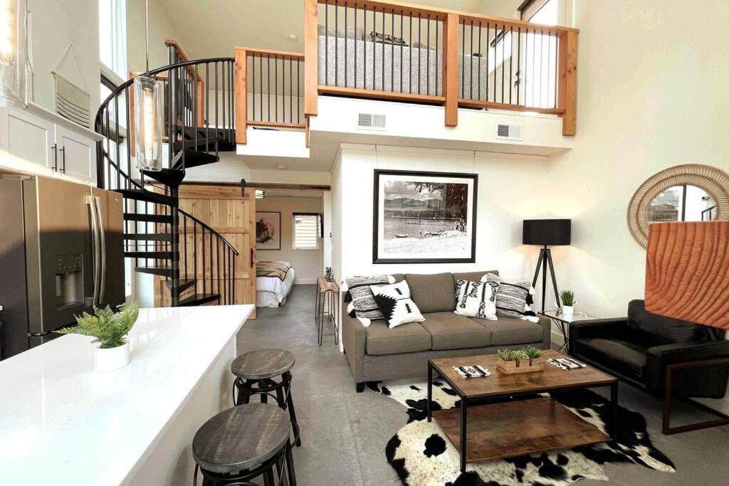 Brand New Upscale Home- Best Location! Whitefish Extérieur photo
