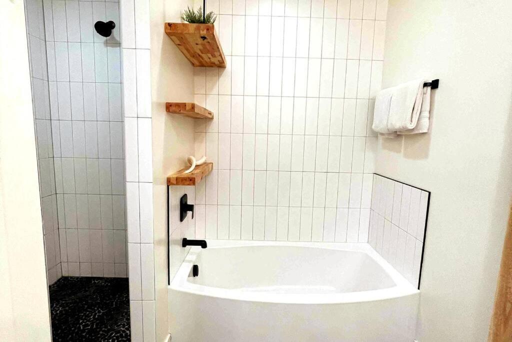 Brand New Upscale Home- Best Location! Whitefish Extérieur photo