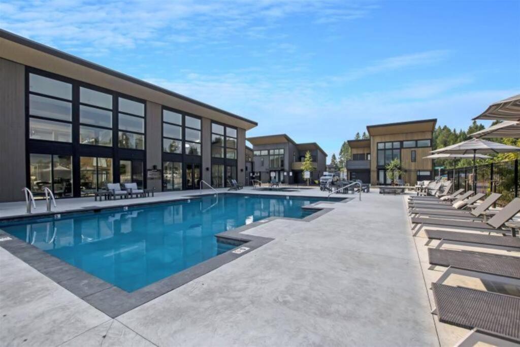 Brand New Upscale Home- Best Location! Whitefish Extérieur photo